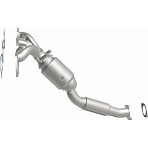 Ford Focus Catalytic Converter - Magnaflow - California Grade CARB Compliant Direct-Fit - `09-`10