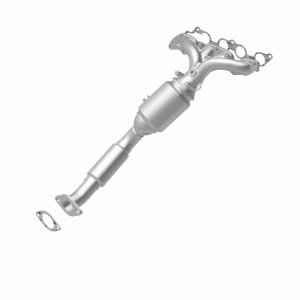 Ford Focus Catalytic Converter - Magnaflow - California Grade CARB Compliant Direct-Fit - `09-`10