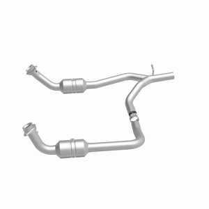 Ford E-150 Catalytic Converter - Magnaflow - Direct Fit, California Grade CARB Compliant - `09-`14