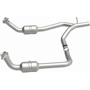 Ford E-150 Catalytic Converter - Magnaflow - Direct Fit, California Grade CARB Compliant - `09-`14