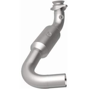 Ford Expedition Catalytic Converter - Magnaflow - California Grade CARB Compliant Direct-Fit - `07-`08