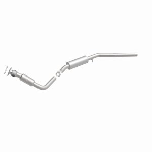 Chrysler Town & Country Catalytic Converter - Magnaflow - California Grade CARB Compliant Direct Fit - 2010