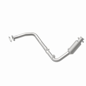 Land Rover LR4 Catalytic Converter - Magnaflow - California Grade CARB Compliant Direct-Fit, Spun Body - `10-`13