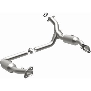 Ford Explorer Catalytic Converter - Magnaflow - Direct Fit - `06-`10 Ford Explorer Catalytic Converter - Magnaflow - Direct Fit - `06-`10