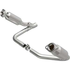 Chrysler Aspen Catalytic Converter - Magnaflow - California Grade CARB Compliant Direct-Fit - 2007