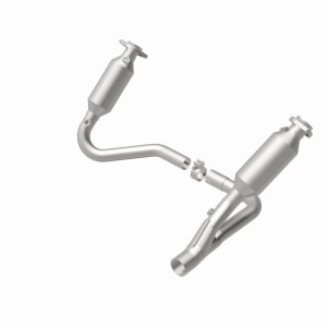 Chrysler Aspen Catalytic Converter - Magnaflow - California Grade CARB Compliant Direct-Fit - 2007