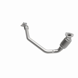 Chevrolet Malibu Catalytic Converter - Magnaflow - California Grade CARB Compliant Direct-Fit - 2007