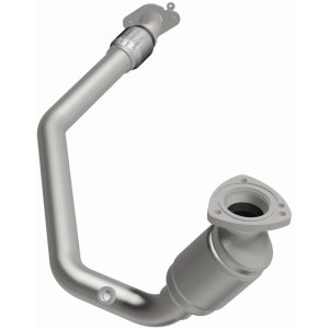 Chevrolet Malibu Catalytic Converter - Magnaflow - California Grade CARB Compliant Direct-Fit - 2007