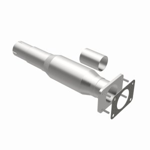 Cadillac DTS Catalytic Converter - Magnaflow - California Grade CARB Compliant Direct-Fit - `08-`11