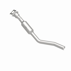 Jeep Compass Catalytic Converter - Magnaflow - California Grade CARB Compliant Direct-Fit - `07-`17 Jeep Compass Catalytic Converter - Magnaflow - California Grade CARB Compliant Direct-Fit - `07-`17