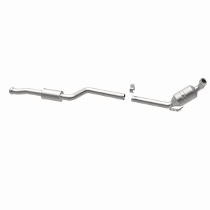 Mercedes-Benz C350 Catalytic Converter - Magnaflow - California Grade CARB Compliant Direct-Fit - 2008