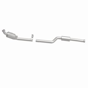 Mercedes-Benz C350 Catalytic Converter - Magnaflow - California Grade CARB Compliant Direct-Fit - 2008