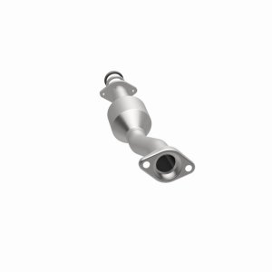Nissan Juke Catalytic Converter - Magnaflow - California Grade CARB Compliant Direct-Fit - `11-`15
