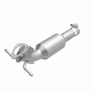 Chevrolet Cruze Catalytic Converter - Magnaflow - California Grade CARB Compliant Direct-Fit - `16-`17
