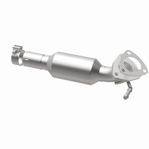 Chevrolet Cruze Catalytic Converter - Magnaflow - California Grade CARB Compliant Direct-Fit - `16-`17