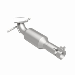 Chevrolet Cruze Catalytic Converter - Magnaflow - California Grade CARB Compliant Direct-Fit - `16-`17