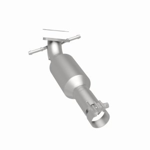 Chevrolet Cruze Catalytic Converter - Magnaflow - California Grade CARB Compliant Direct-Fit - `16-`17