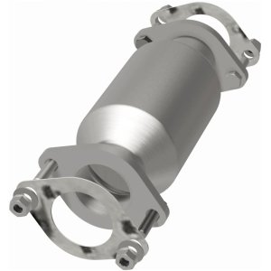Hyundai Genesis Catalytic Converter - Magnaflow - California Grade CARB Compliant Direct-Fit - 2009