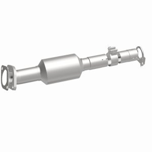 Kia Rio Catalytic Converter - Magnaflow - California Grade CARB Compliant - `12-`15