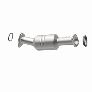 Mazda CX-7 Catalytic Converter - Magnaflow - California Grade CARB Compliant Direct-Fit - `10-`12