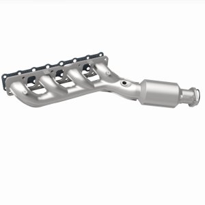 Nissan Armada Performance Exhaust - Magnaflow - California Grade CARB Compliant Direct-Fit - `05-`06