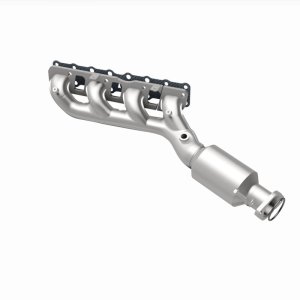 Nissan Titan Performance Exhaust - Magnaflow - California Grade CARB Compliant Direct-Fit - `05-`06