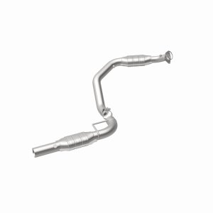 Chevrolet Express 2500 Catalytic Converter - Magnaflow - California Grade CARB Compliant, Direct-Fit - 2006