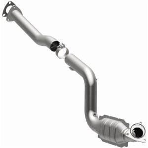 Chevrolet Express 3500 Catalytic Converter - Magnaflow - California Grade CARB Compliant Direct-Fit - 2006