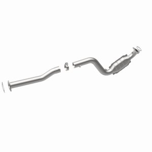 GMC Savana 3500 Catalytic Converter - Magnaflow - California Grade CARB Compliant Direct-Fit - 2006
