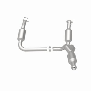 Chevrolet Silverado 1500 Catalytic Converter - Magnaflow - California Direct-Fit - `09-`13