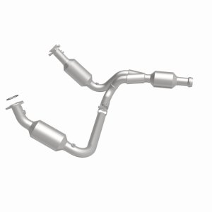 Chevrolet Silverado 1500 Catalytic Converter - Magnaflow - California Direct-Fit - `09-`13