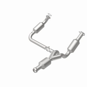 Chevrolet Silverado 1500 Catalytic Converter - Magnaflow - California Direct-Fit - `09-`13