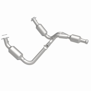Chevrolet Silverado 1500 Catalytic Converter - Magnaflow - California Direct-Fit - `09-`13