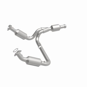 GMC Sierra 1500 Catalytic Converter - Magnaflow - California Direct-Fit - `09-`13