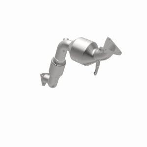 Volkswagen Touareg Catalytic Converter - Magnaflow - California Direct-Fit - 2010