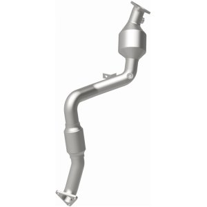 Audi Q7 Catalytic Converter - Magnaflow - California Grade CARB Compliant Direct-Fit - `07-`10