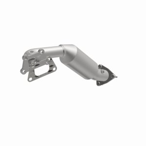 GMC Canyon Catalytic Converter - Magnaflow - Direct Fit - `15-`16
