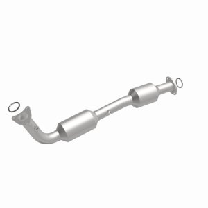 Toyota Tundra Catalytic Converter - Magnaflow - CARB Compliant Direct-Fit - `07-`18