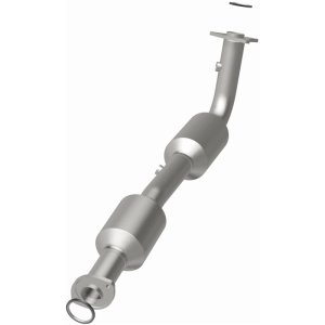 Toyota Tundra Catalytic Converter - Magnaflow - CARB Compliant Direct-Fit - `07-`18