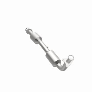 Toyota Tundra Catalytic Converter - Magnaflow - CARB Compliant Direct-Fit - `07-`18