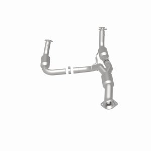 GMC Sierra 2500 HD Catalytic Converter - Magnaflow - Direct-Fit - `12-`14