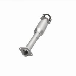 Nissan Armada Catalytic Converter - Magnaflow - Direct Fit - `05-`06