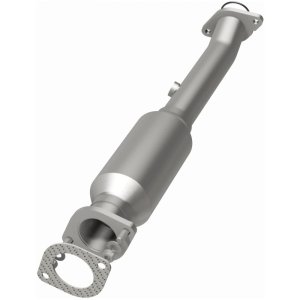 Nissan Armada Catalytic Converter - Magnaflow - Direct Fit - `05-`06