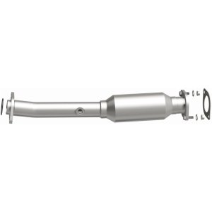 Nissan Armada Catalytic Converter - Magnaflow - Direct Fit - `05-`06