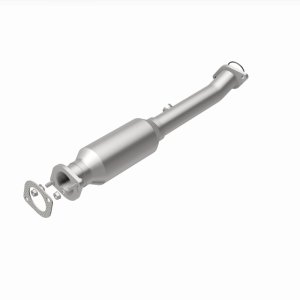 Nissan Titan Catalytic Converter - Magnaflow - Direct Fit - `05-`06