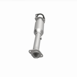 Nissan Titan Catalytic Converter - Magnaflow - Direct Fit - `05-`06