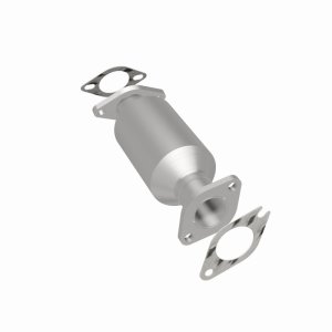 Kia Sorento Catalytic Converter - Magnaflow - Direct Fit, CARB Compliant - `11-`13