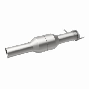 Ford F-350 Super Duty Catalytic Converter - Magnaflow - Direct-Fit Diesel Oxidation Catalyst - `04-`05