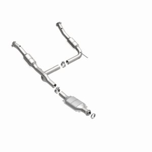 Ford Explorer Catalytic Converter - Magnaflow - HM Grade Direct-Fit - `02-`05 Ford Explorer Catalytic Converter - Magnaflow - HM Grade Direct-Fit - `02-`05