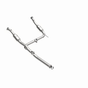 Ford Explorer Catalytic Converter - Magnaflow - HM Grade, Direct-Fit, Federal/EPA Compliant, Y-Pipe Assembly, Stainless Steel - `04-`05
